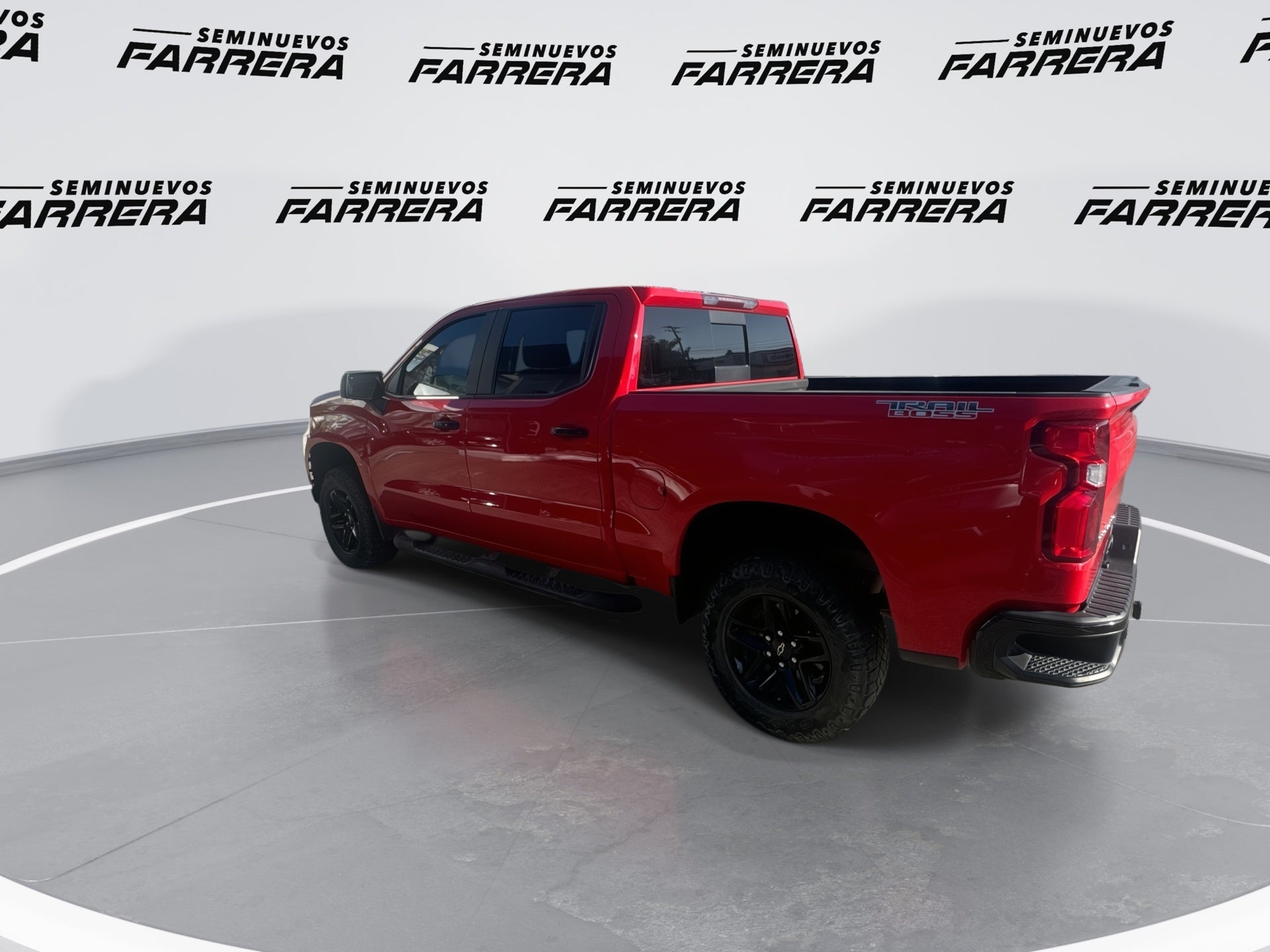 2022 Chevrolet Cheyenne 5.3 V8 Trail Boss Doble Cabina 4x4 At