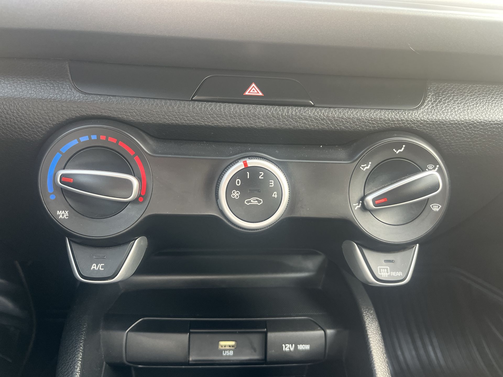 2023 Kia Rio 1.6 Sedan L At