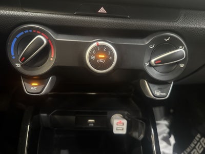 2023 Kia Rio 1.6 Sedan LX Mt