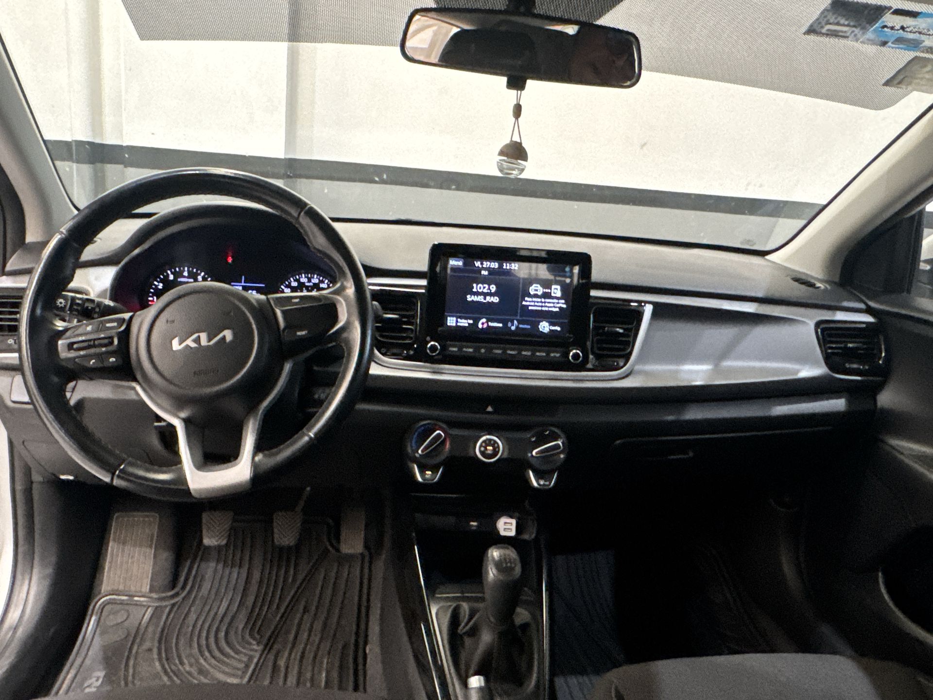 2023 Kia Rio 1.6 Sedan LX Mt