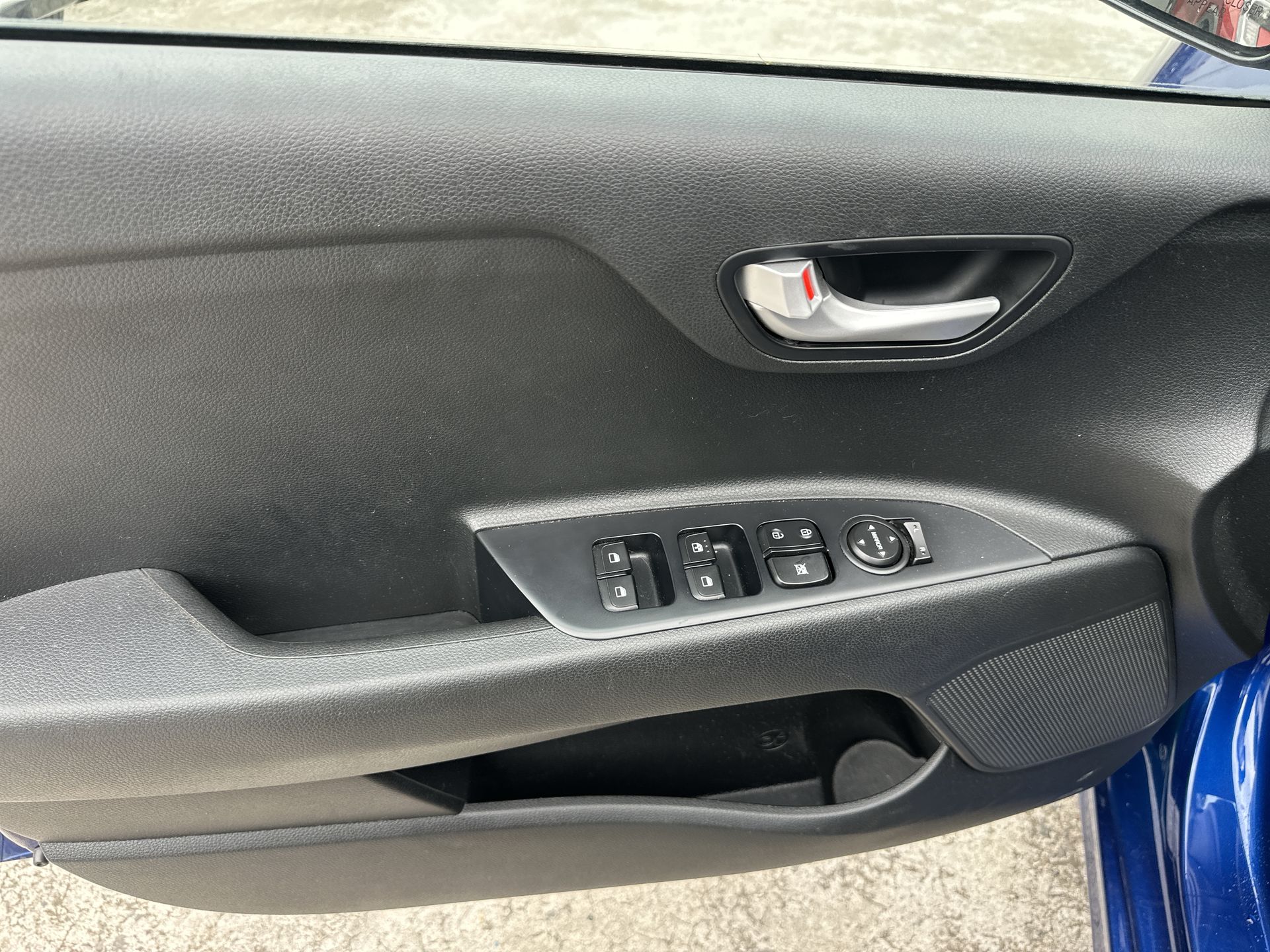 2023 Kia Rio 1.6 Sedan LX Mt