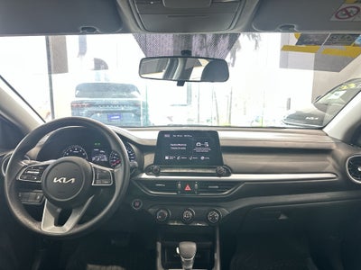 2022 Kia Forte 2.0 LX At