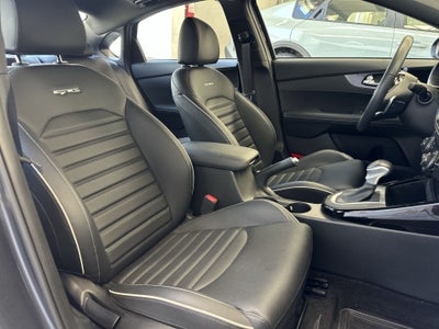 2023 Kia Forte 2.0 GT Line Sedan At