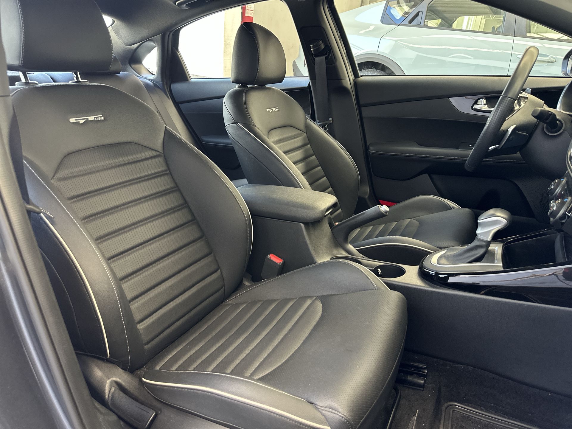 2023 Kia Forte 2.0 GT Line Sedan At