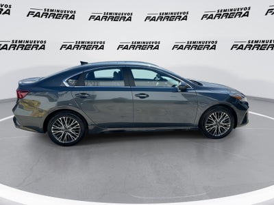 2023 Kia Forte 2.0 GT Line Sedan At