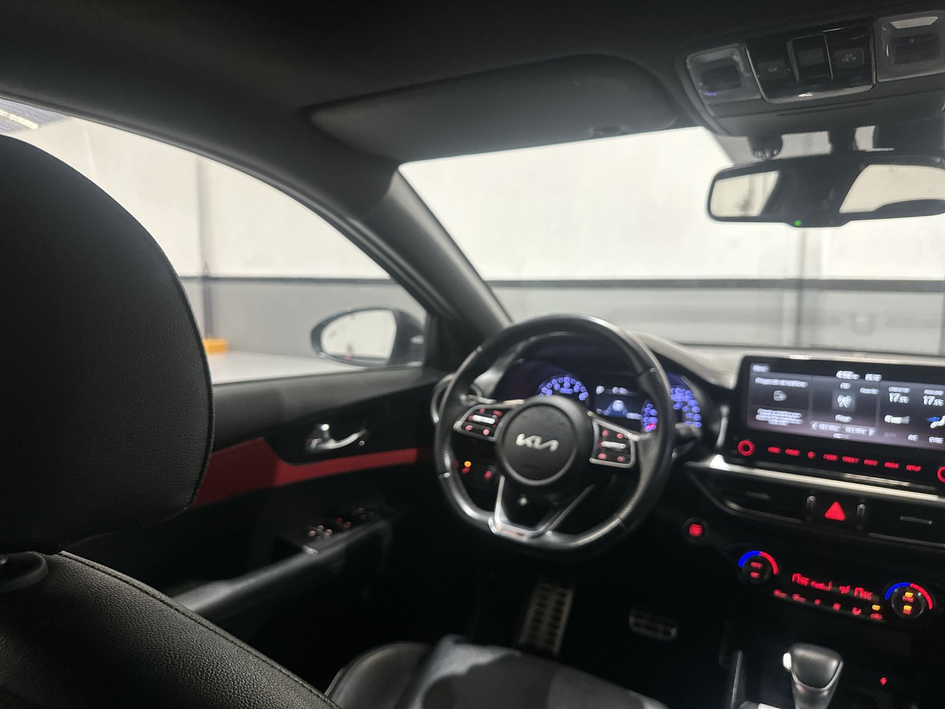 2022 Kia Forte 2.0 GT Line 4p At