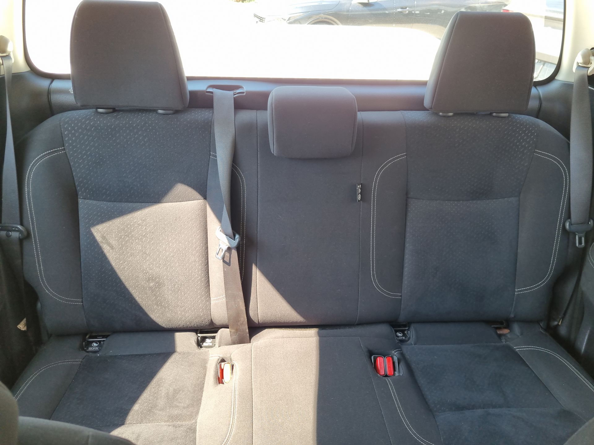 2020 Nissan NP300 Doble Cabina 2.5 SE Paq Seguridad Mt