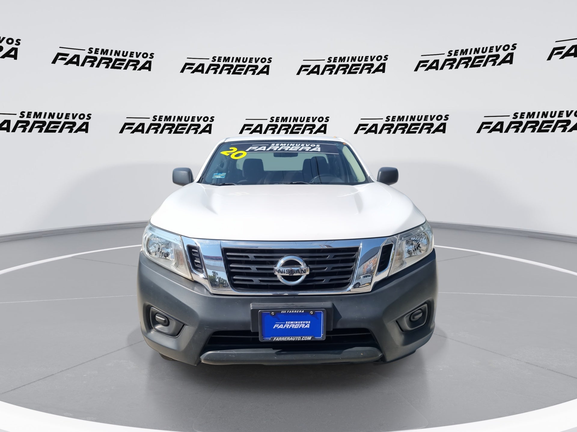 2020 Nissan NP300 Doble Cabina 2.5 SE Paq Seguridad Mt