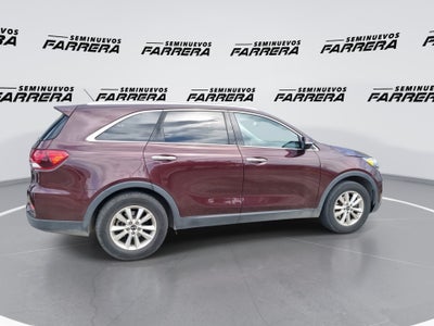 2019 Kia Sorento 2.4 L4 LX Tela 7 Pasajeros At