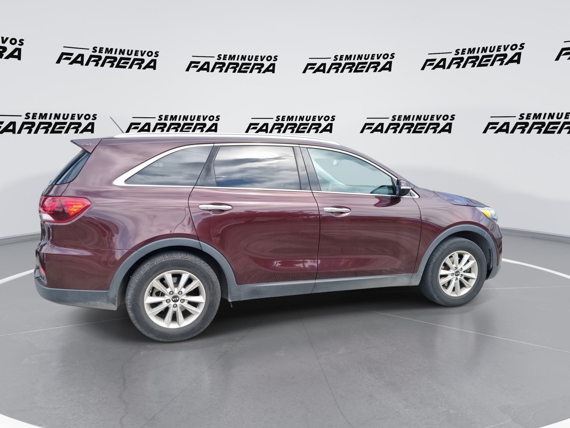 2019 Kia Sorento 2.4 L4 LX Tela 7 Pasajeros At