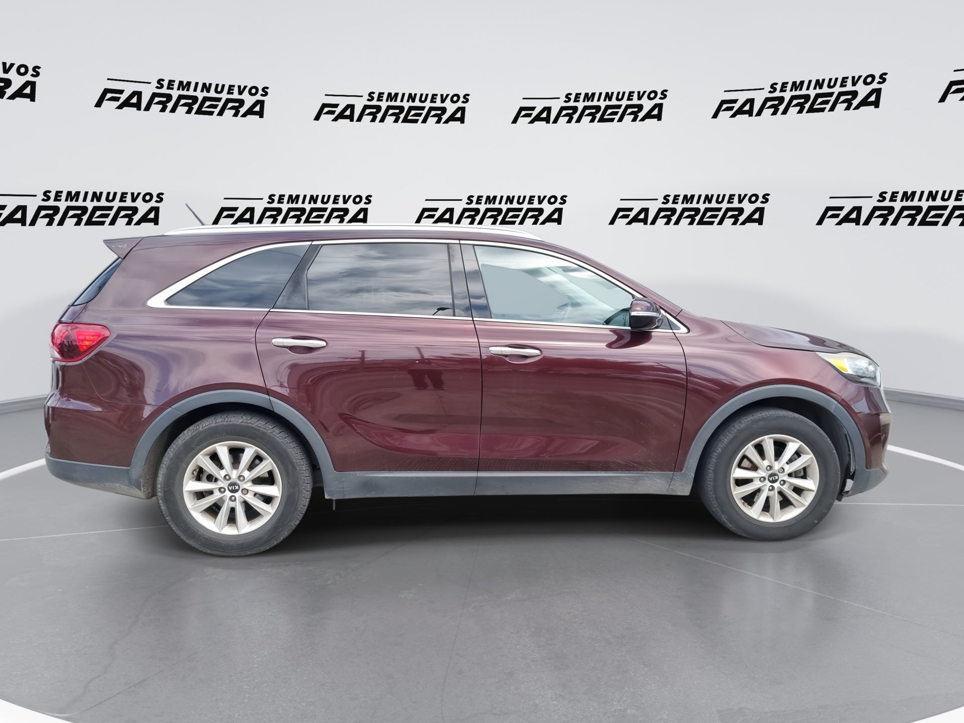 2019 Kia Sorento 2.4 L4 LX Tela 7 Pasajeros At