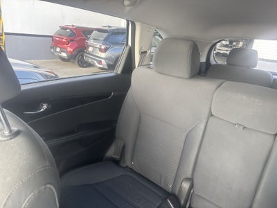 2020 Kia Sorento 2.4 L4 LX Tela 7 Pasajeros At