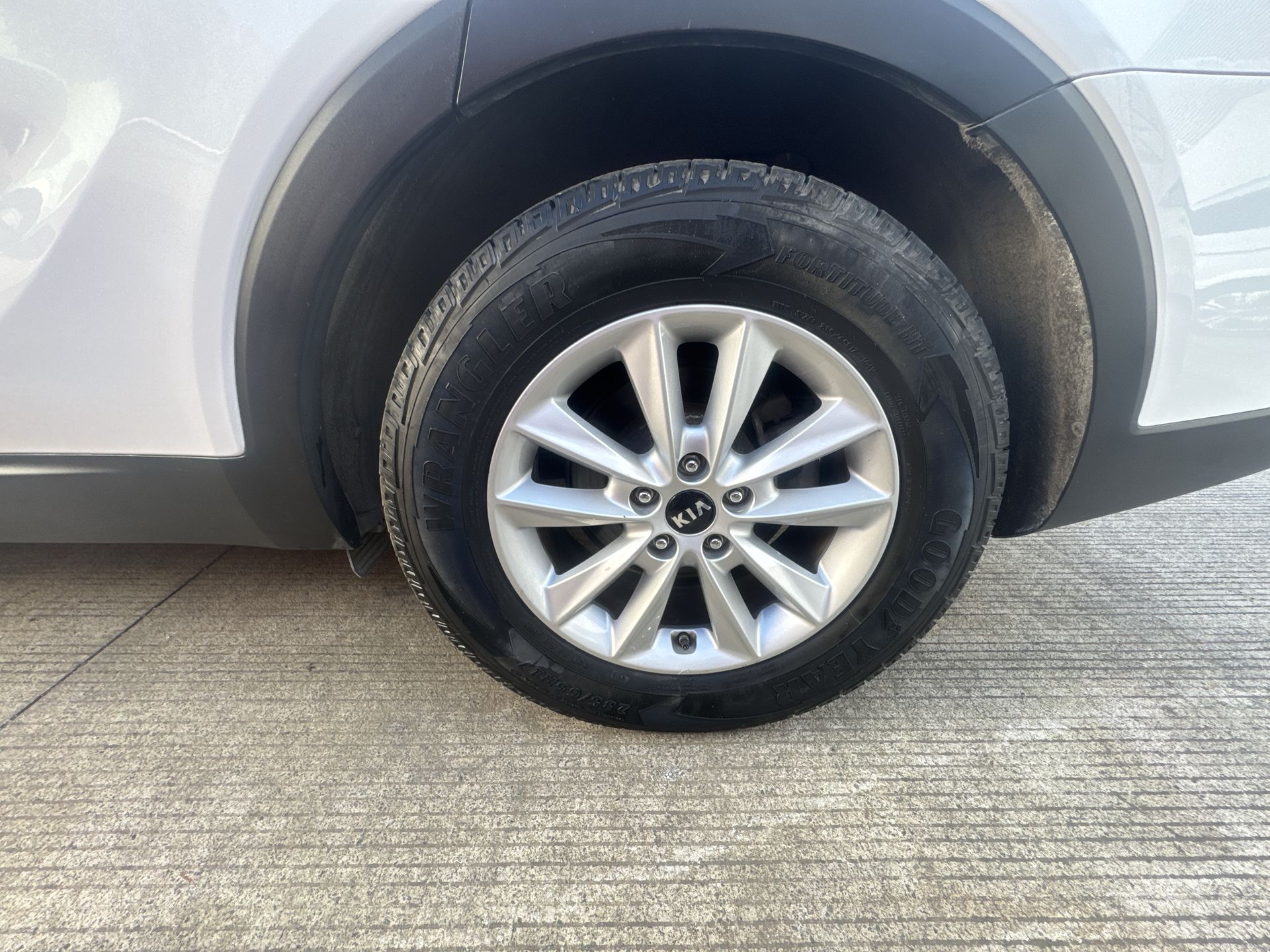 2020 Kia Sorento 2.4 L4 LX Tela 7 Pasajeros At