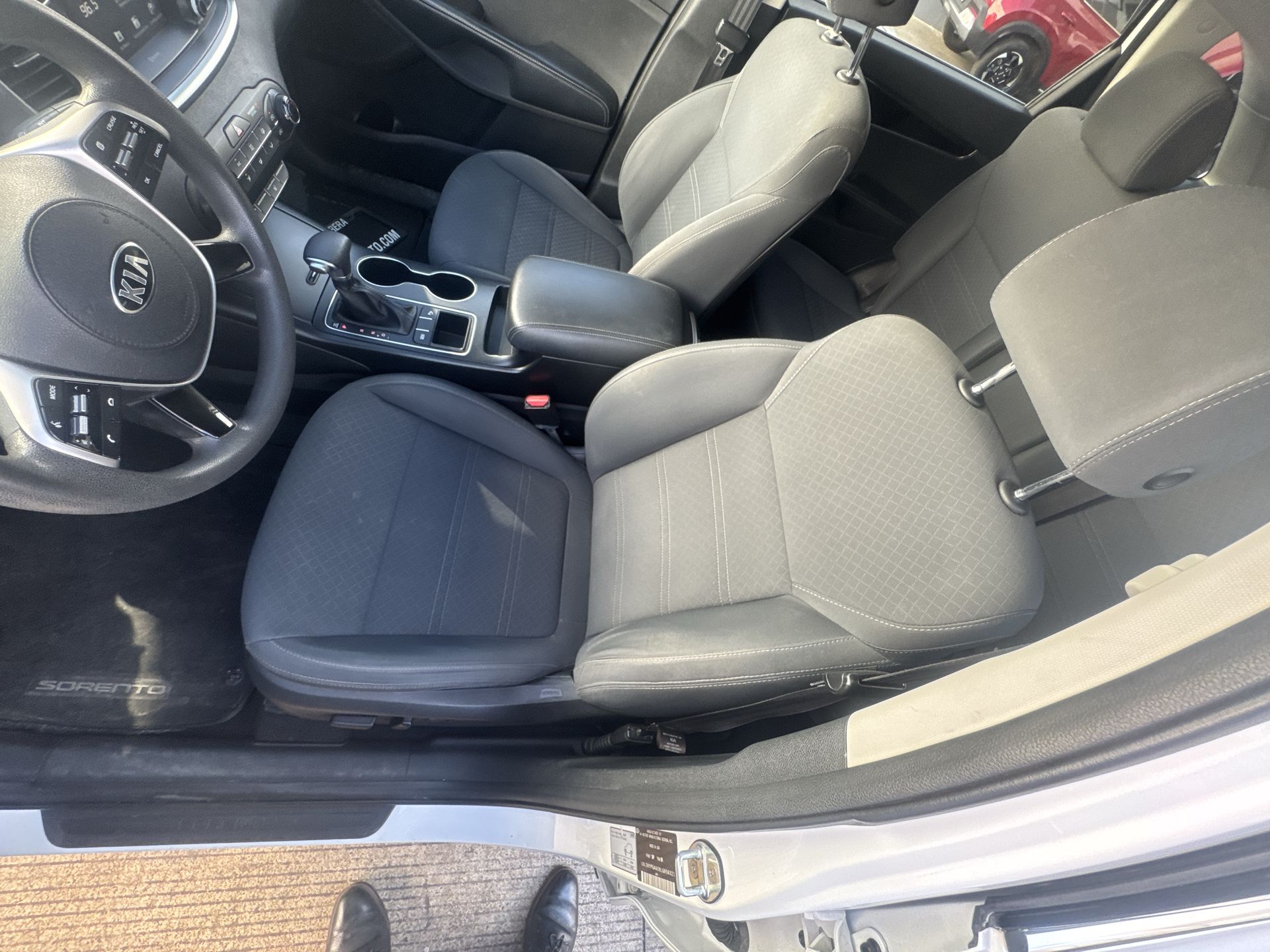 2020 Kia Sorento 2.4 L4 LX Tela 7 Pasajeros At