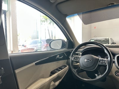 2019 Kia Sorento 2.4 L4 EX Piel 7 Pasajeros At