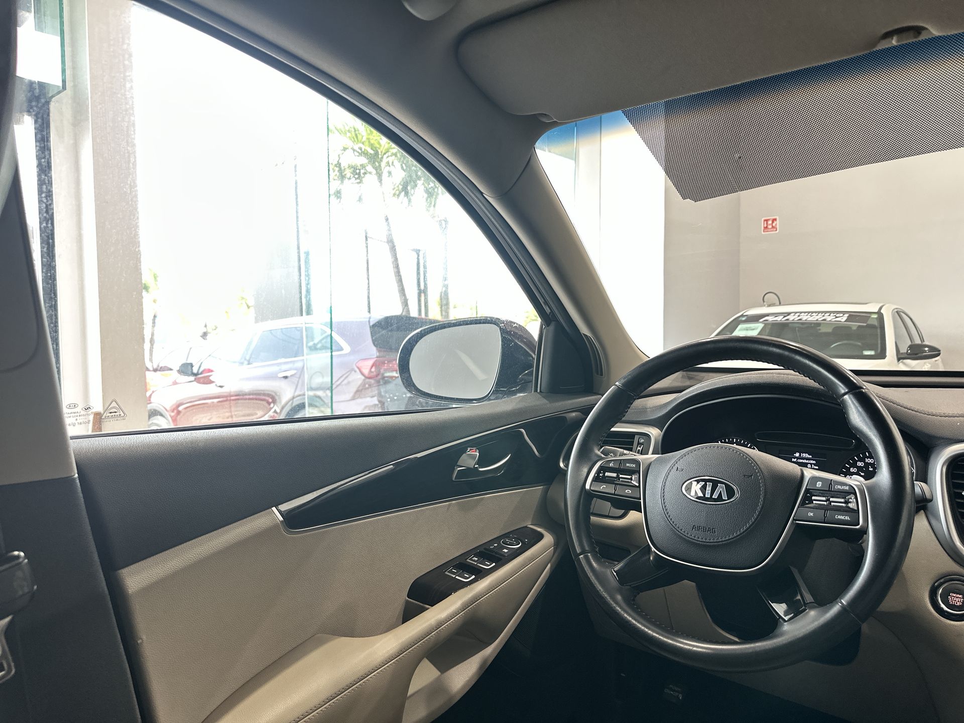 2019 Kia Sorento 2.4 L4 EX Piel 7 Pasajeros At