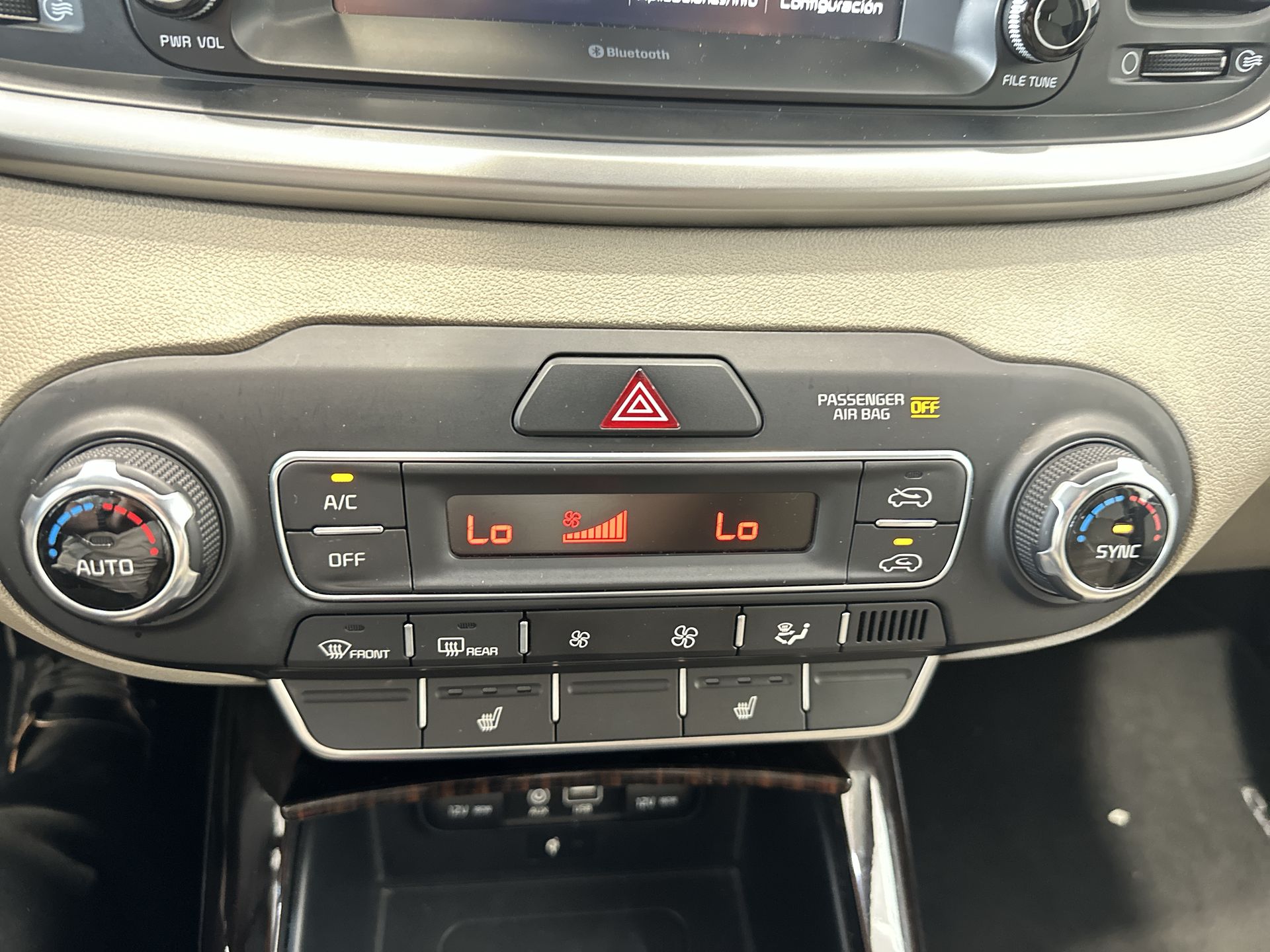 2019 Kia Sorento 2.4 L4 EX Piel 7 Pasajeros At