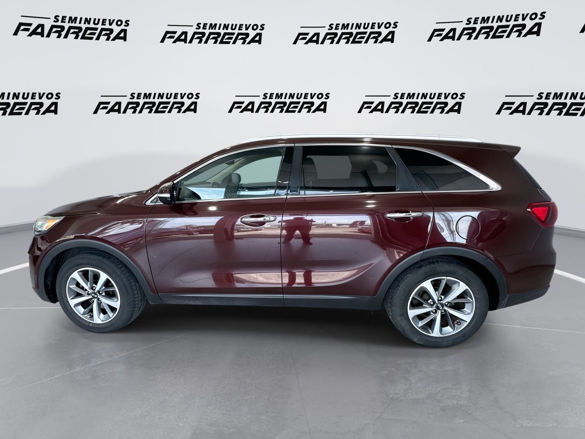 2019 Kia Sorento 2.4 L4 EX Piel 7 Pasajeros At