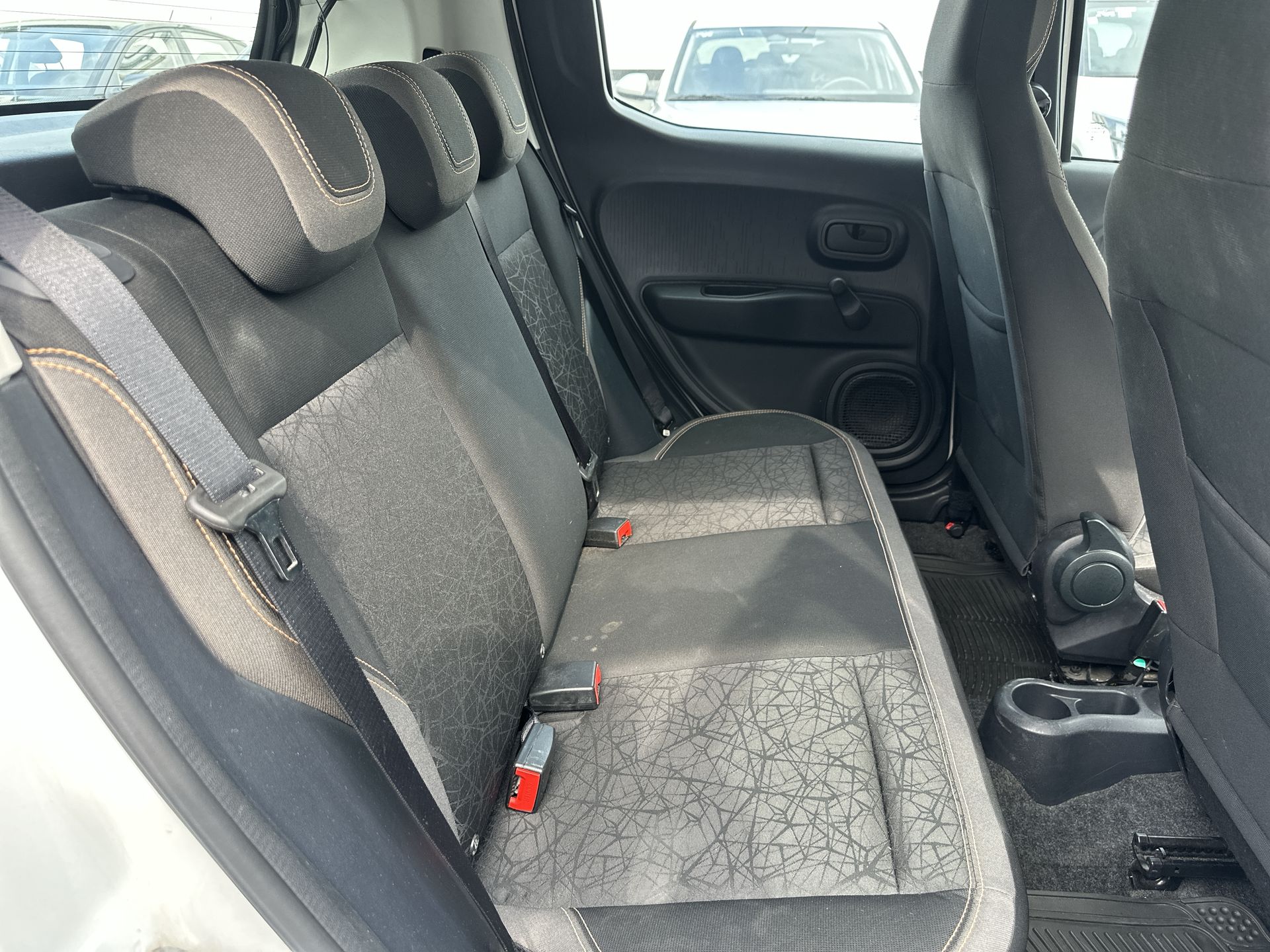2023 FIAT Mobi 1.0 Trekking Mt