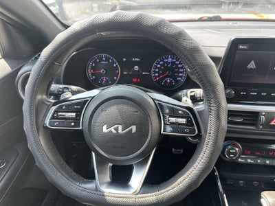 2022 Kia Forte 2.0 GT Line 4p At